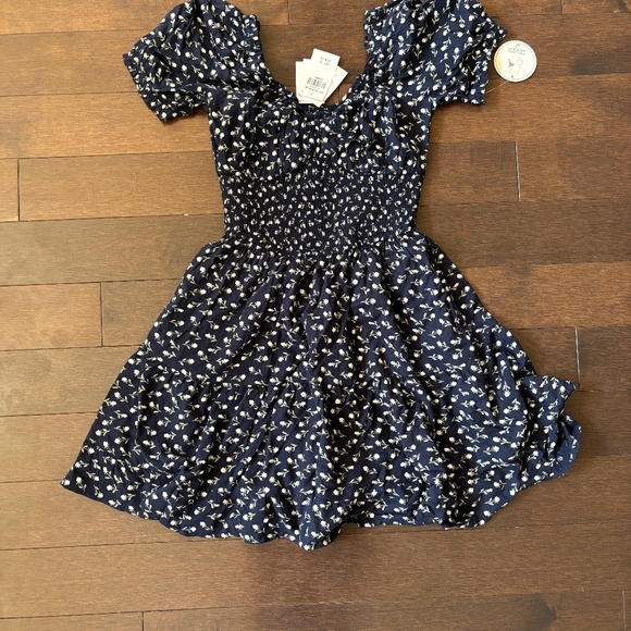 Hollister mini dress - Picture 1 of 3